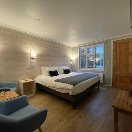Hostal Boutique Puerta Roja Punta Arenas Buitenkant foto
