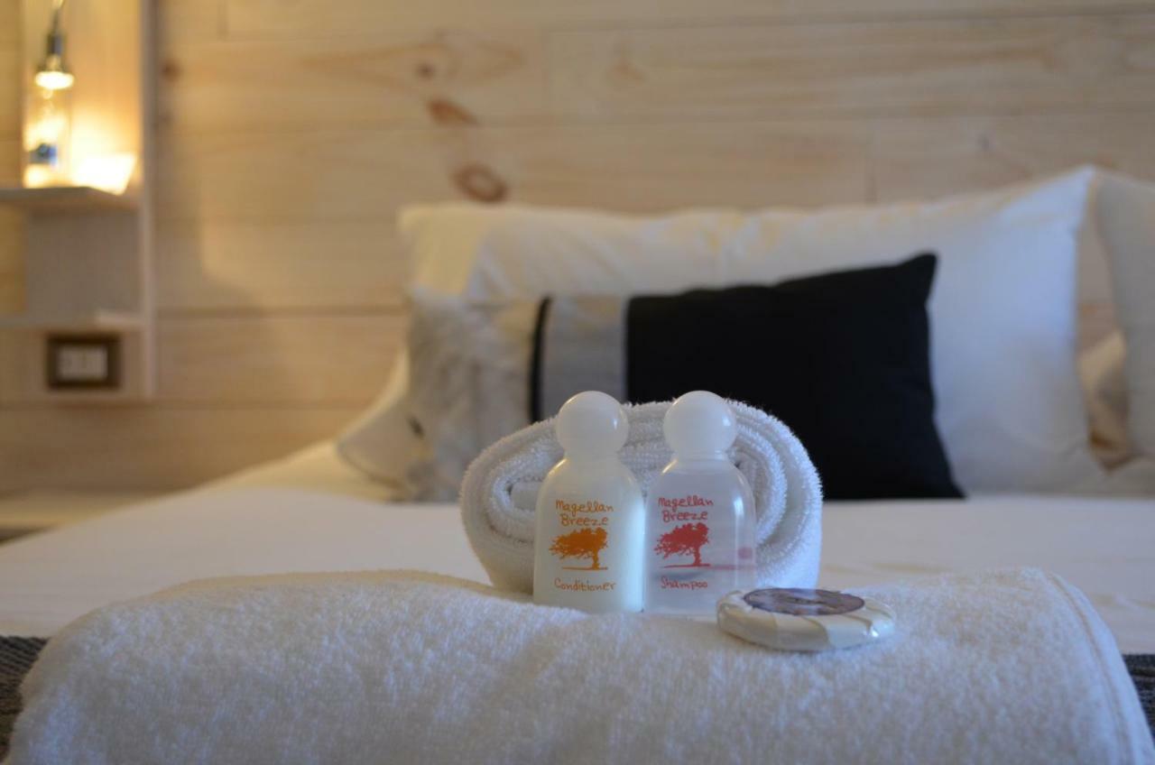 Hostal Boutique Puerta Roja Punta Arenas Buitenkant foto