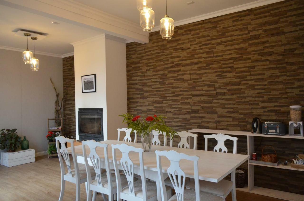 Hostal Boutique Puerta Roja Punta Arenas Buitenkant foto