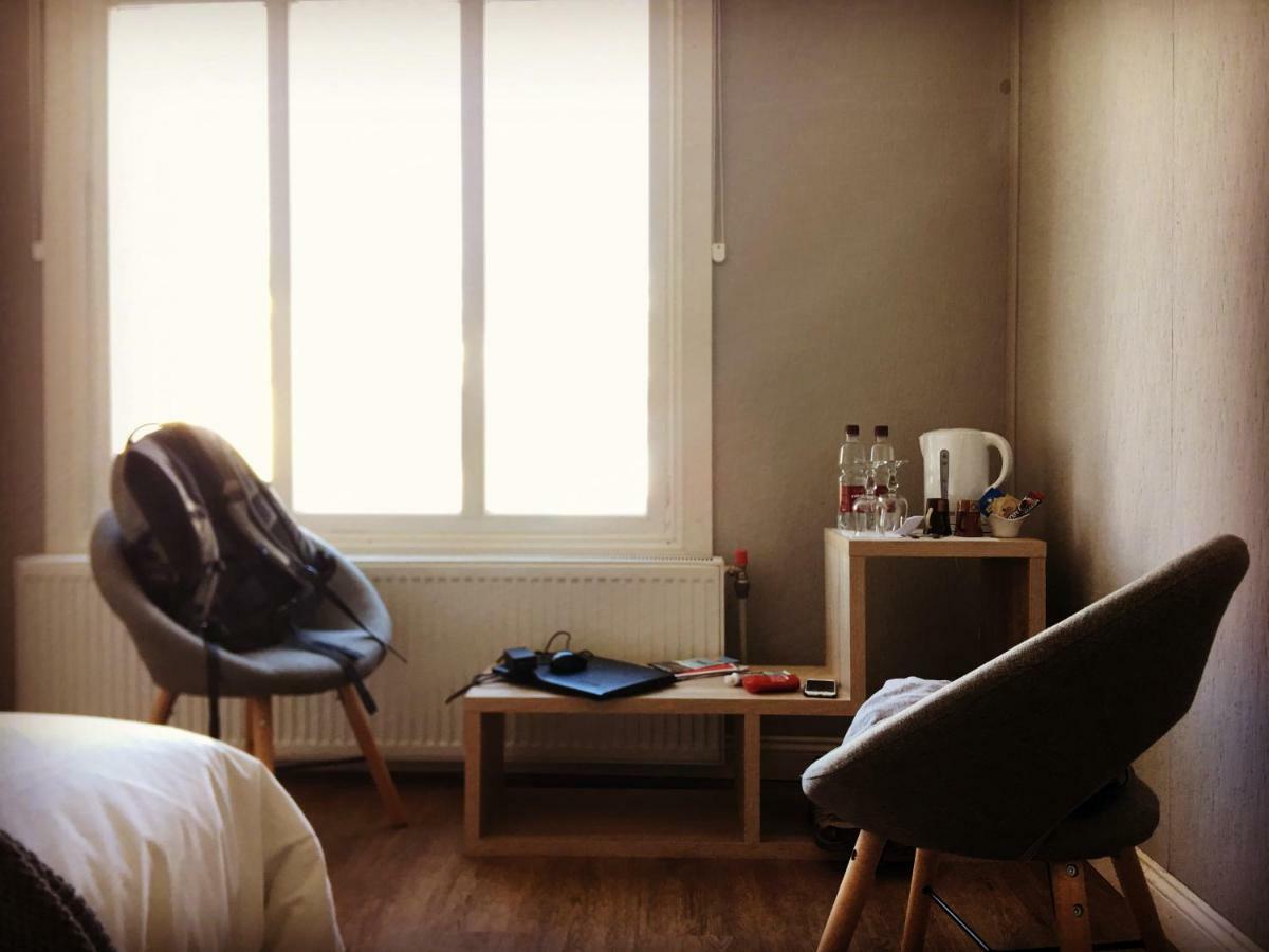 Hostal Boutique Puerta Roja Punta Arenas Buitenkant foto